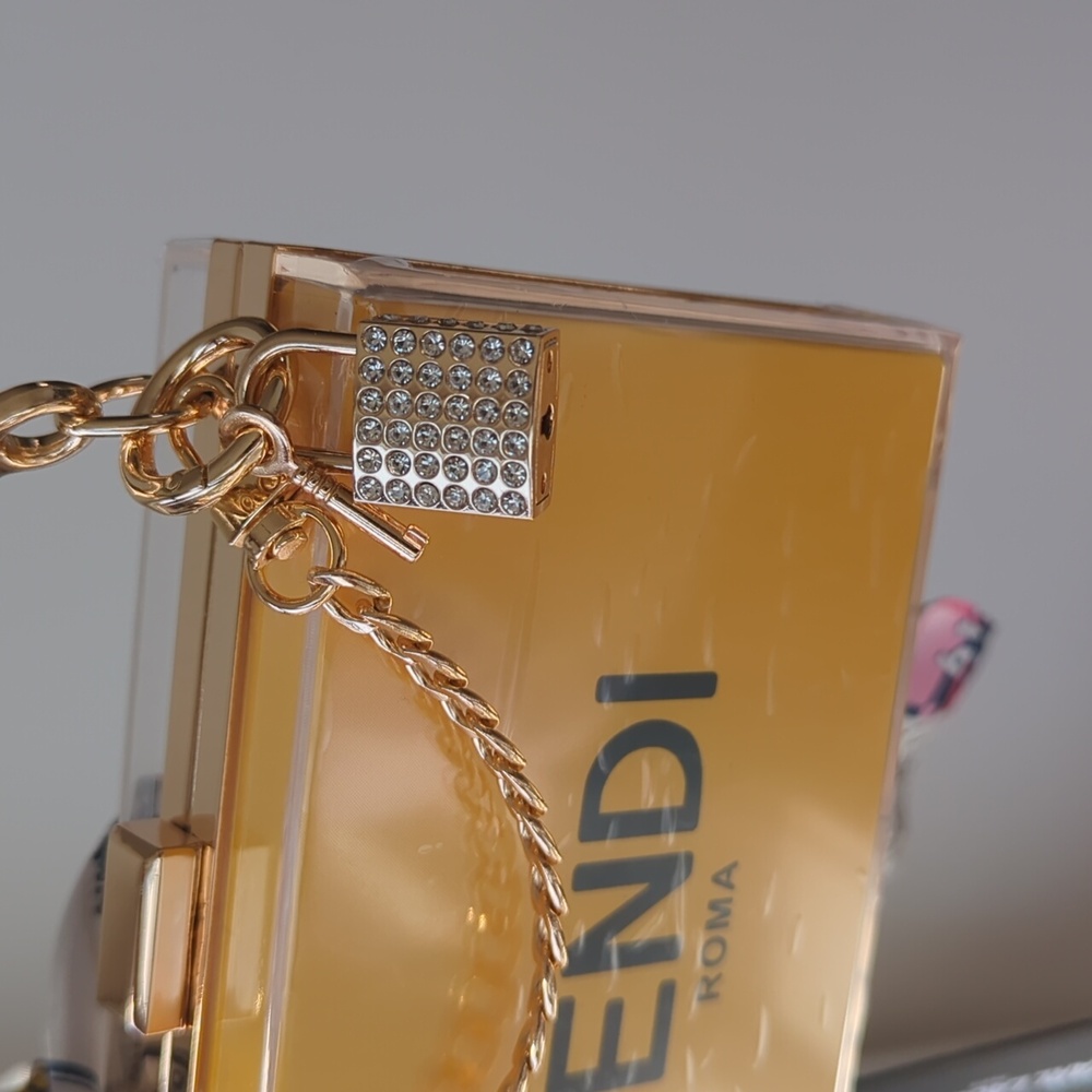 SOLD | Fendi Upcycled Paper Shopping Bag - Picture 4 of 7